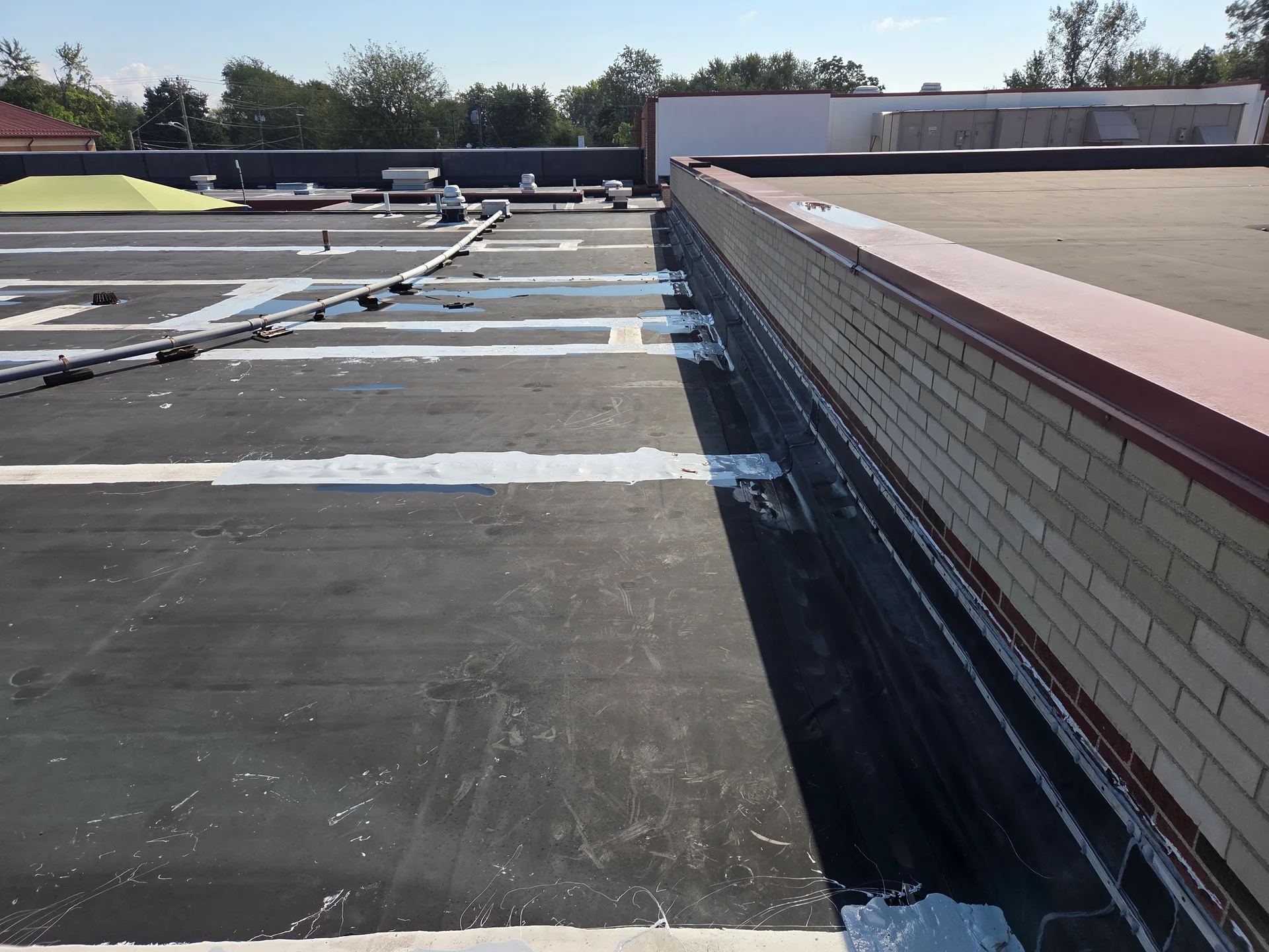 Felicity‑Franklin EPDM Roofing System — photo 4