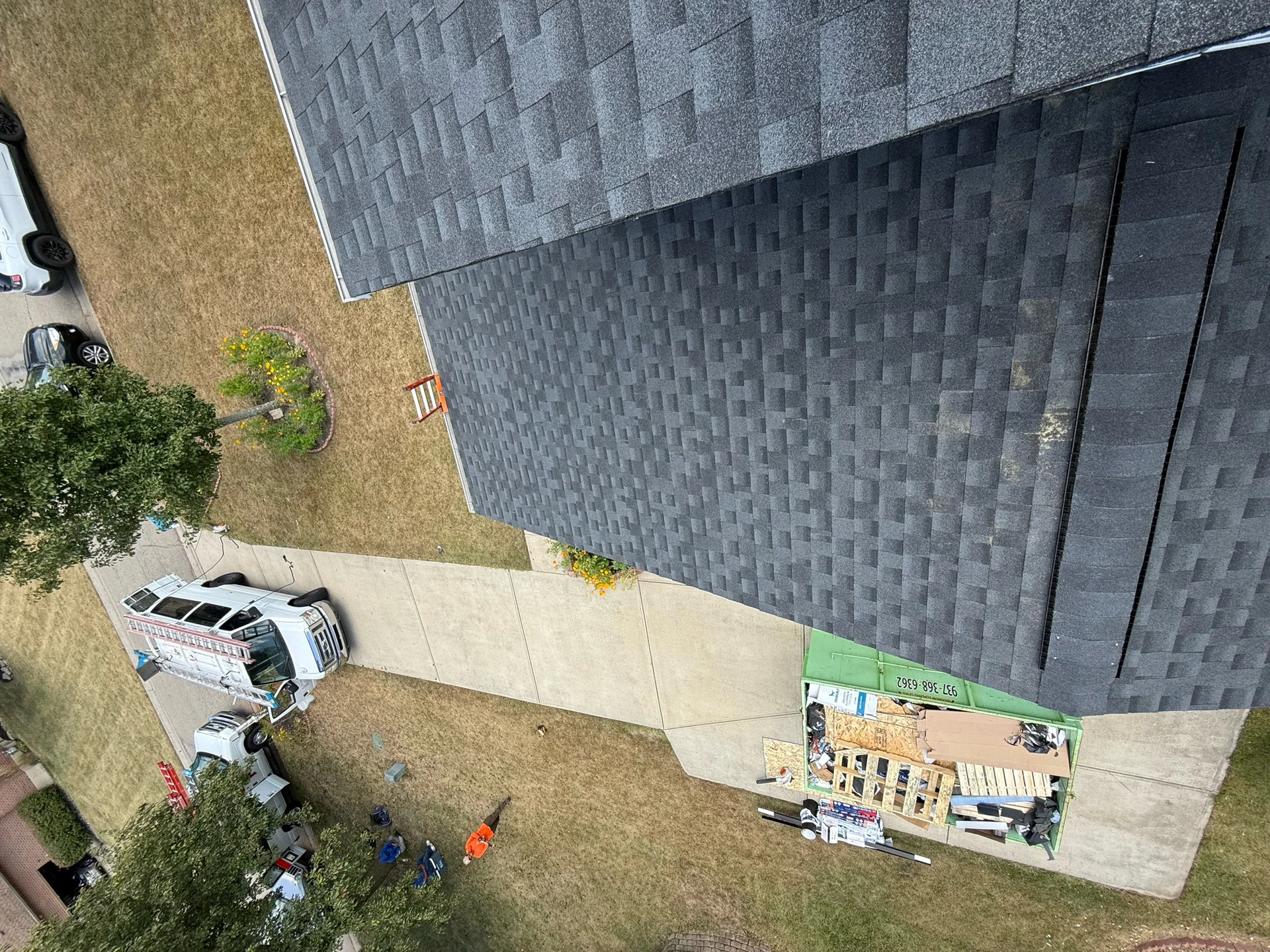 Liberty Township GAF Timberline HDZ System 2025 — photo 4