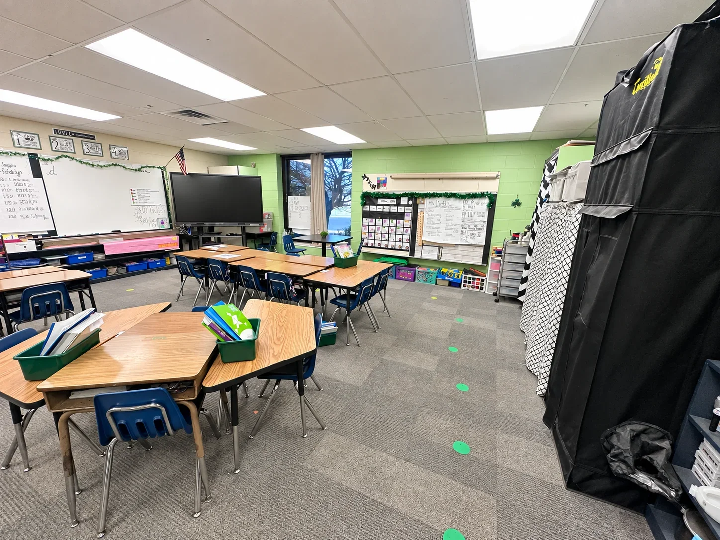 Wilmington City Schools classroom evenly lit by LED flat panels in the acoustic tile ceiling