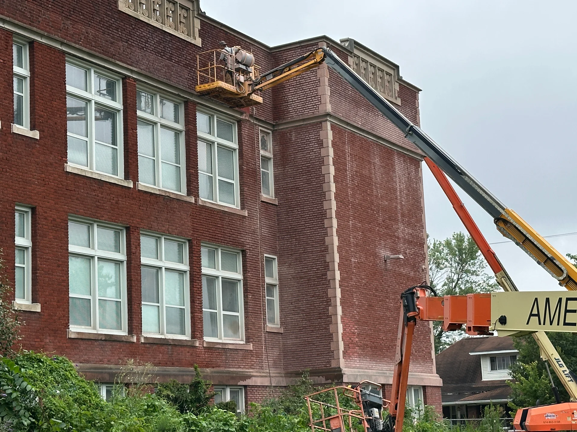 Indianola K-8 Exterior Masonry Restoration 2025 — photo 1